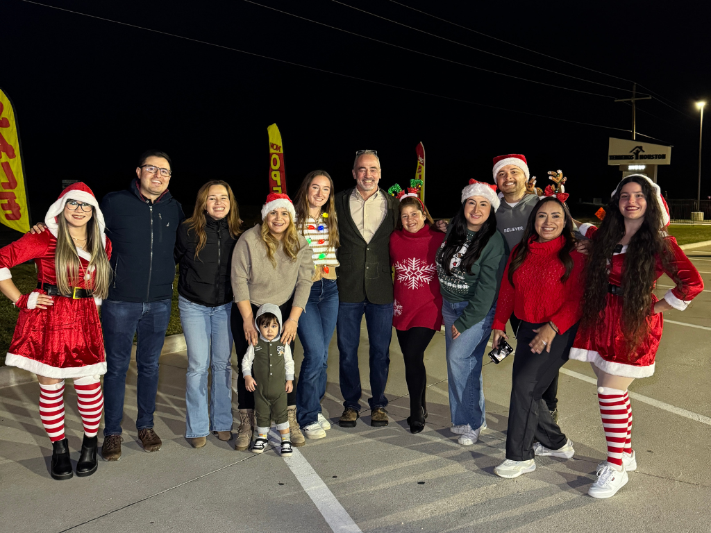 Colony Ridge Community Welcomes the Holiday Season at Christmas Lights Kick-Off